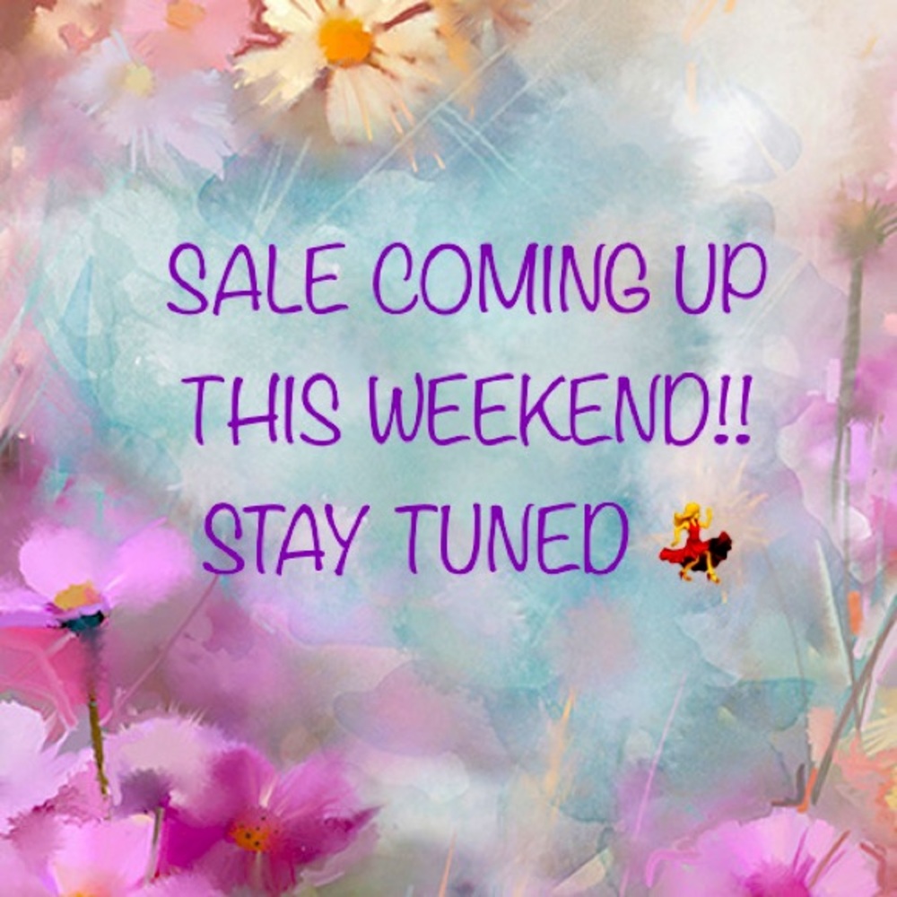 More items will be added to the closet 👗 👙🥻👢 soon!